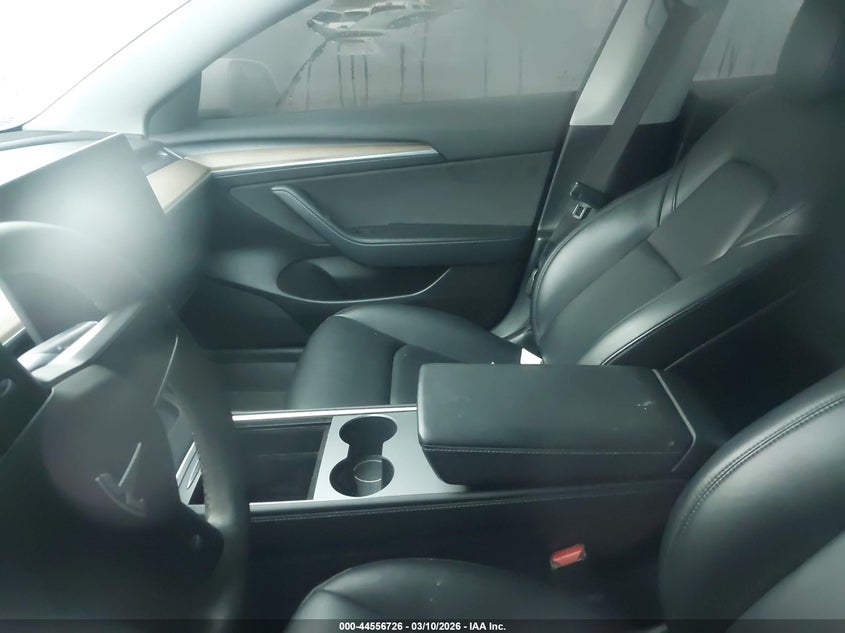 2022 Tesla Model 3 Rear-Wheel Drive