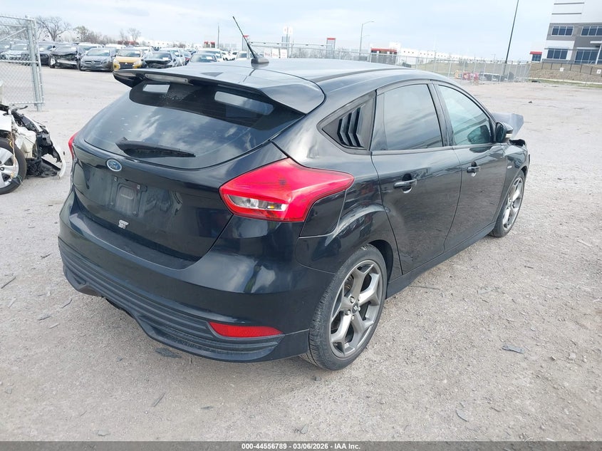 2016 Ford Focus St