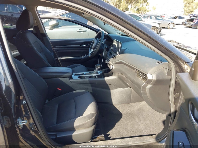 2021 Nissan Altima Sv Fwd