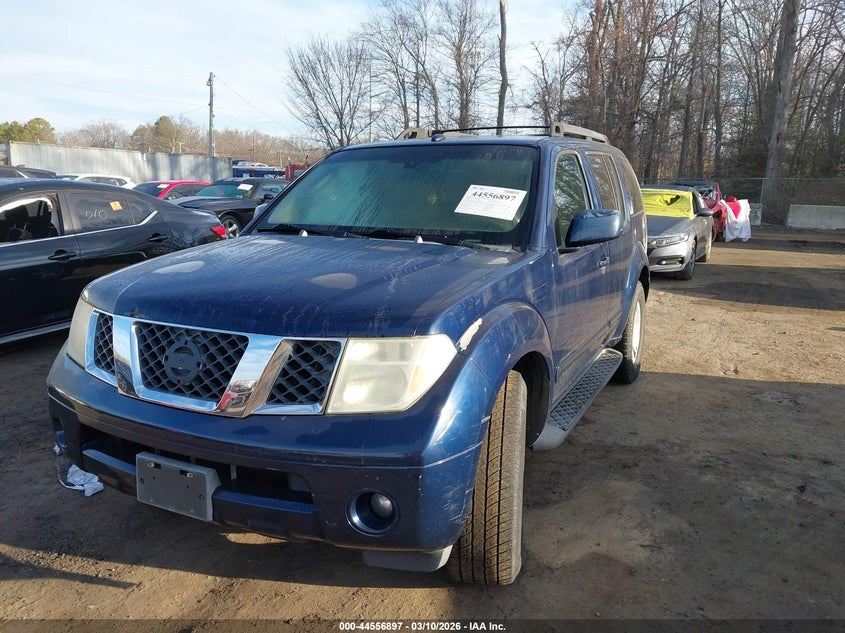 2006 Nissan Pathfinder Le