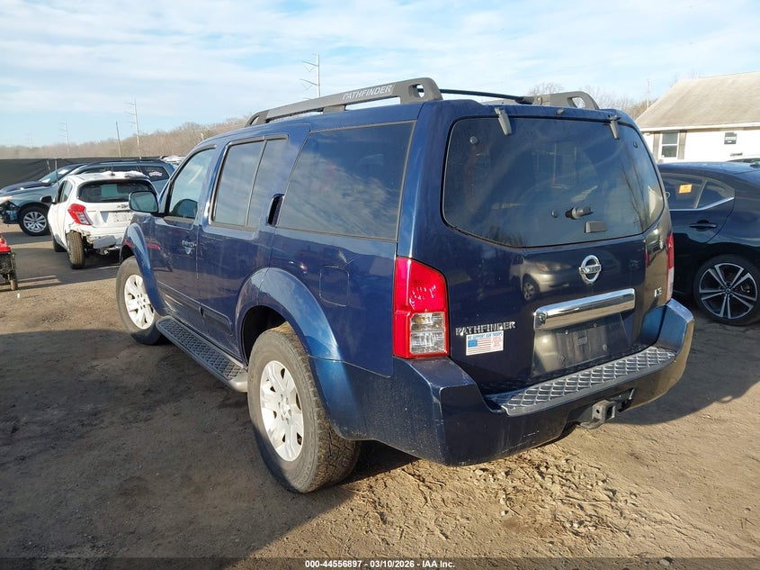 2006 Nissan Pathfinder Le