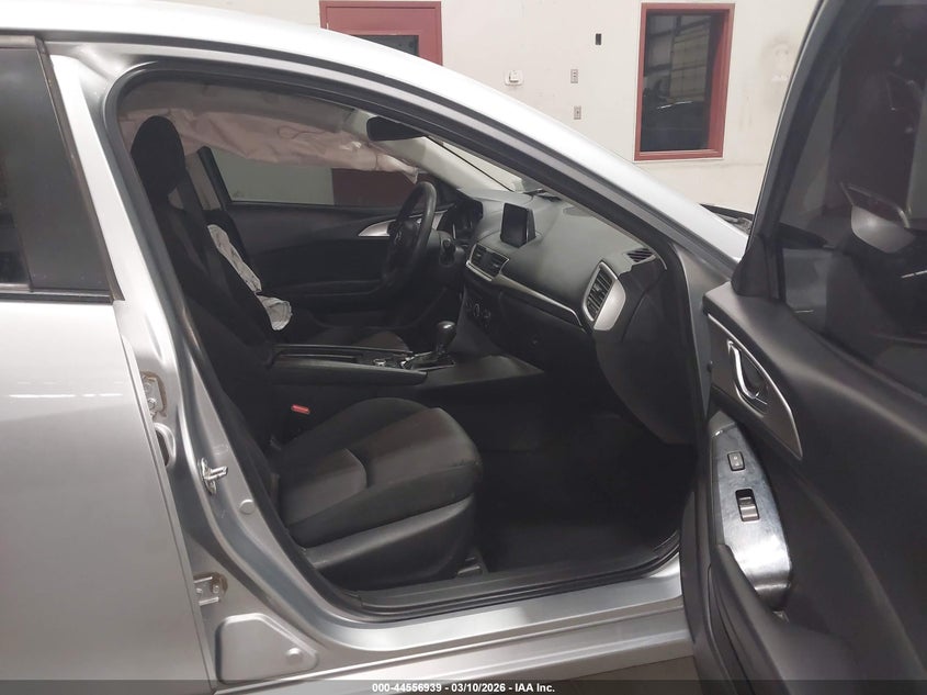 2018 Mazda Mazda3 Sport