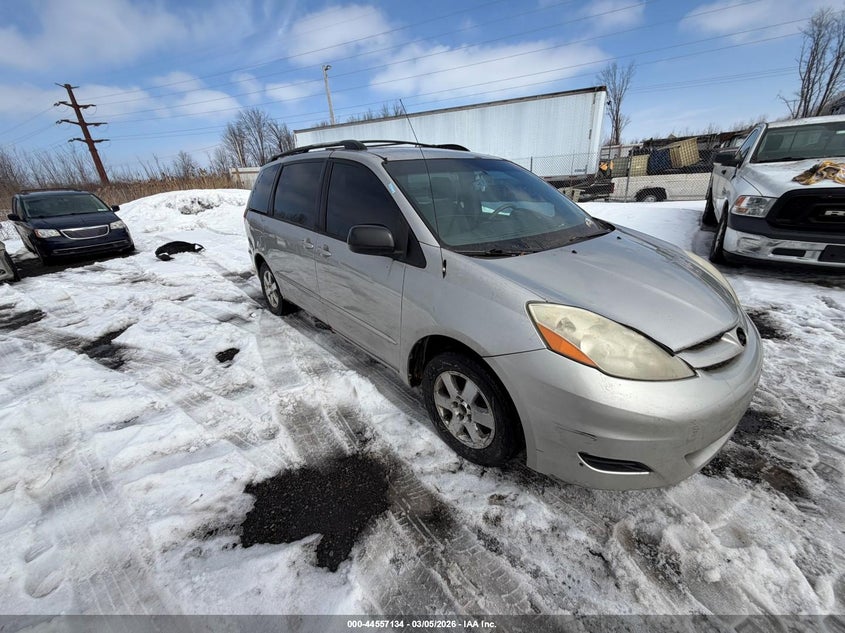2007 Toyota Sienna Le