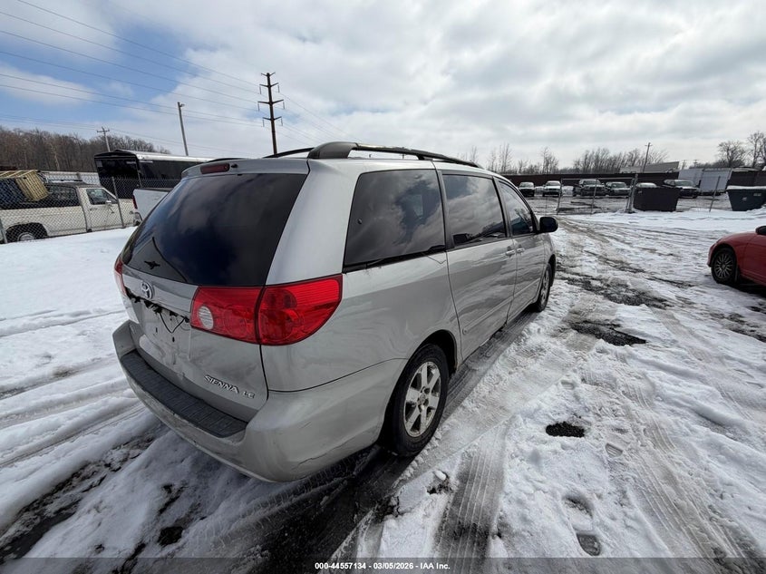 2007 Toyota Sienna Le