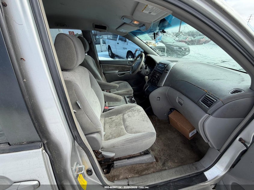 2007 Toyota Sienna Le