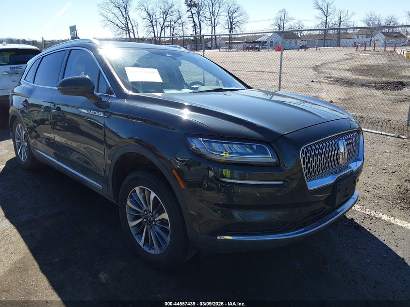 2023 Lincoln Nautilus Standard