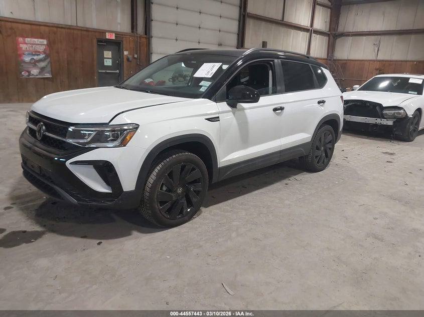 2024 Volkswagen Taos 1.5T Se Black