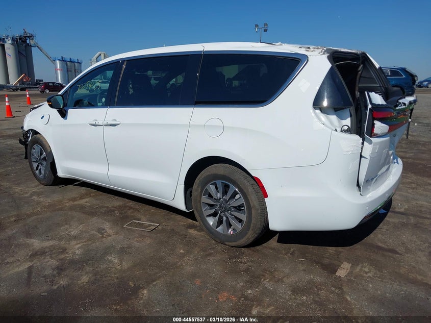 2025 Chrysler Pacifica Hybrid Select