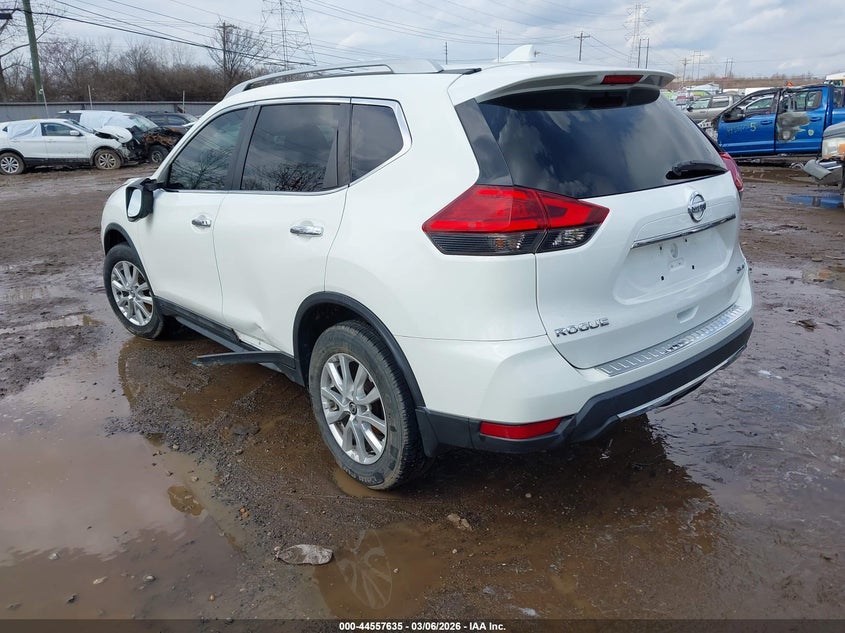 2017 Nissan Rogue Sv