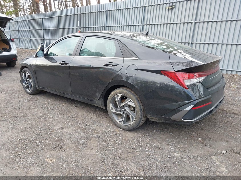 2024 Hyundai Elantra Limited