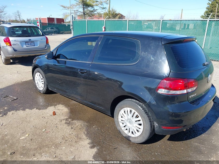 2012 Volkswagen Golf 2.5L 2-Door
