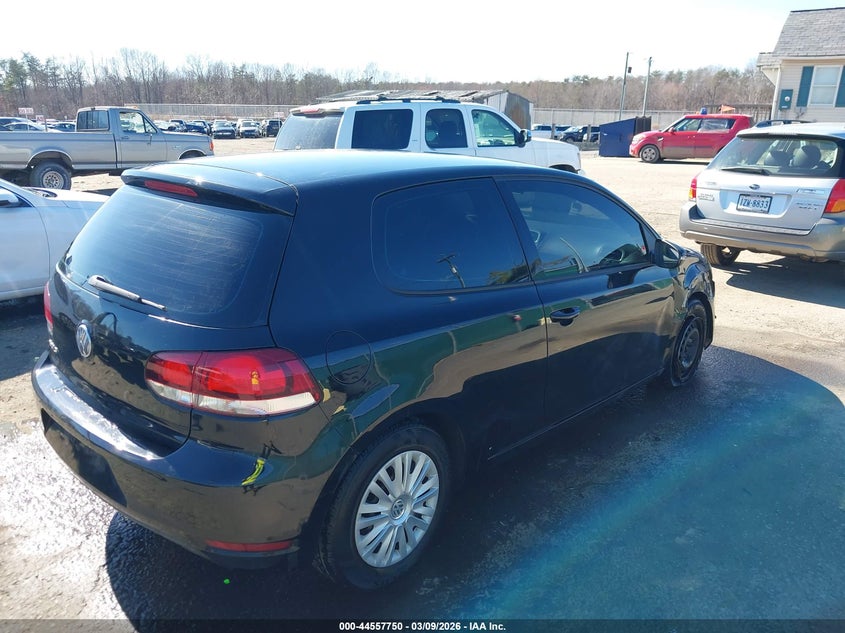 2012 Volkswagen Golf 2.5L 2-Door