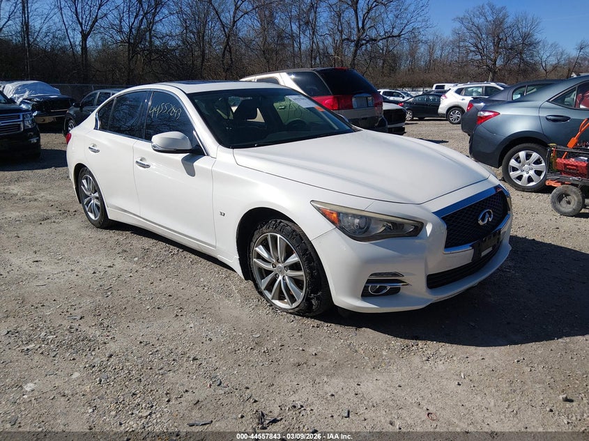 2014 Infiniti Q50 Premium