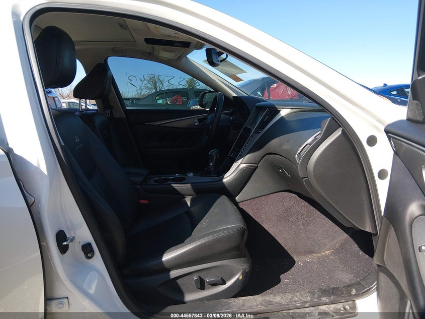 2014 Infiniti Q50 Premium