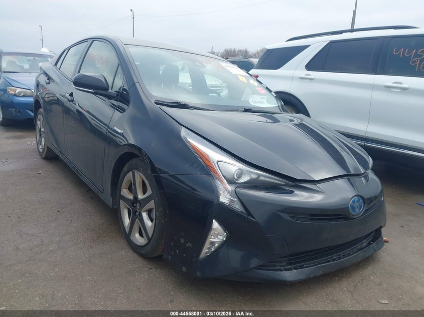 2016 Toyota Prius Three Touring