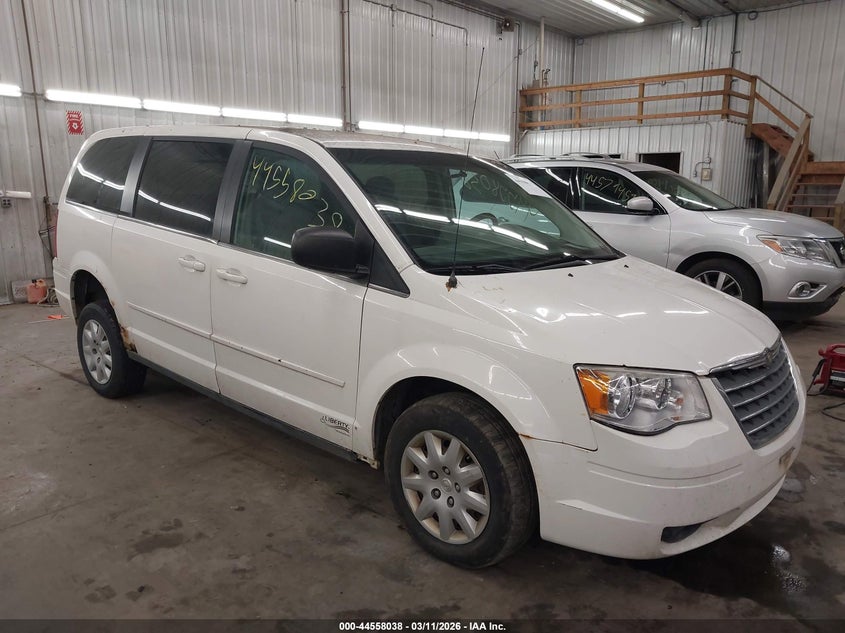 2009 Chrysler Town & Country Lx