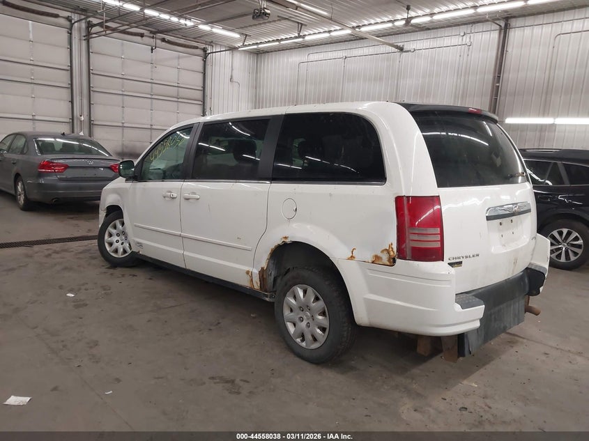 2009 Chrysler Town & Country Lx