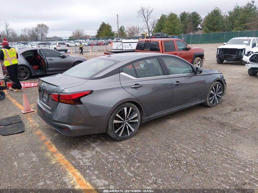 2022 Nissan Altima Sr Fwd