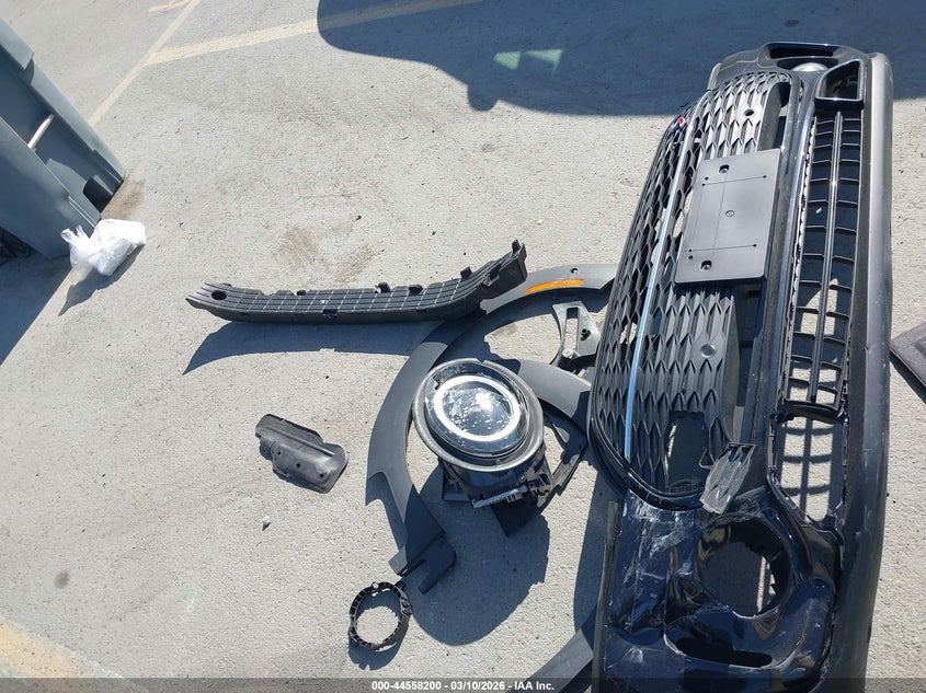 2024 Mini Clubman Cooper S VIN: WMWXJ1C04R2V93910 Lot: 44558200