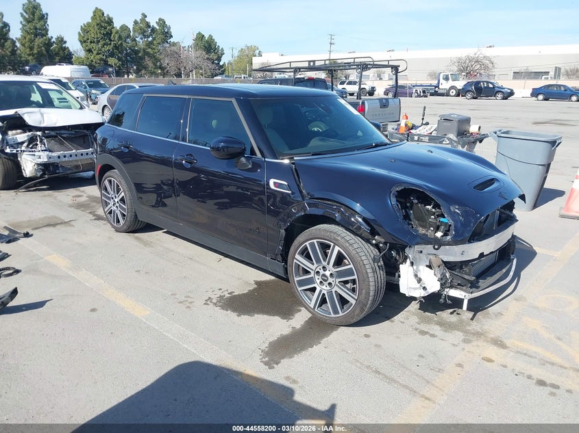 2024 MINI CLUBMAN auction photo 1