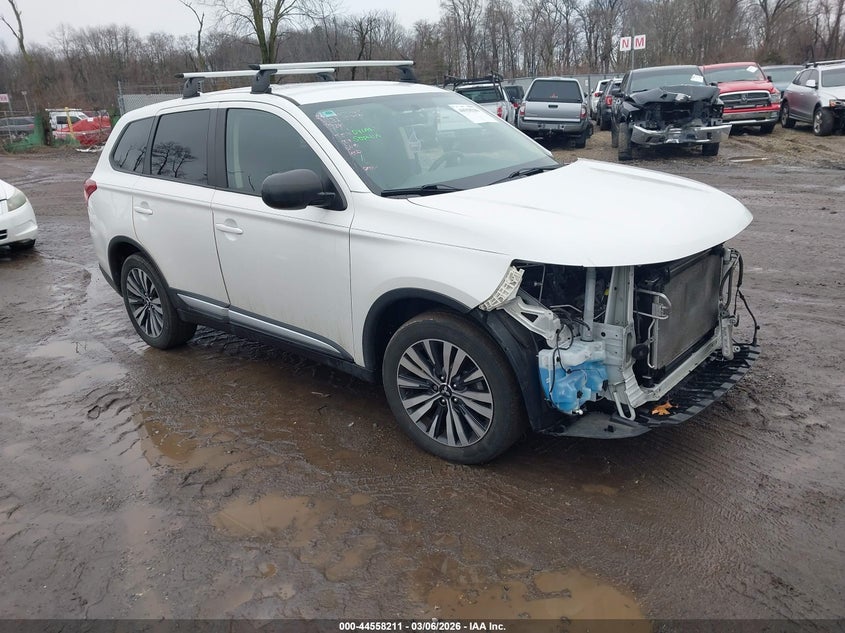 2020 Mitsubishi Outlander Es 2.4