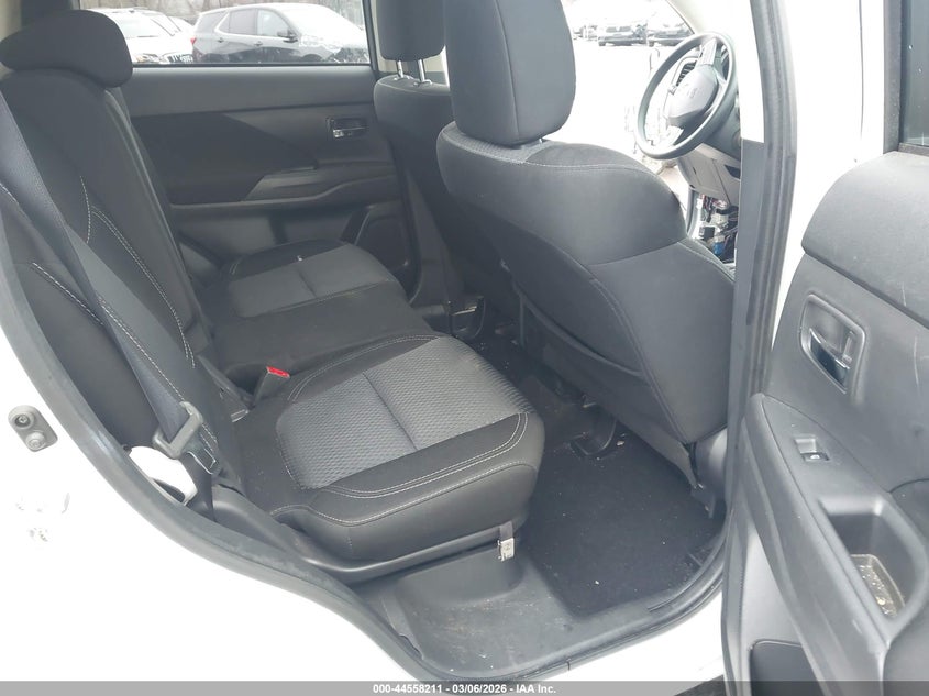 2020 Mitsubishi Outlander Es 2.4 VIN: JA4AD2A37LZ045010 Lot: 44558211