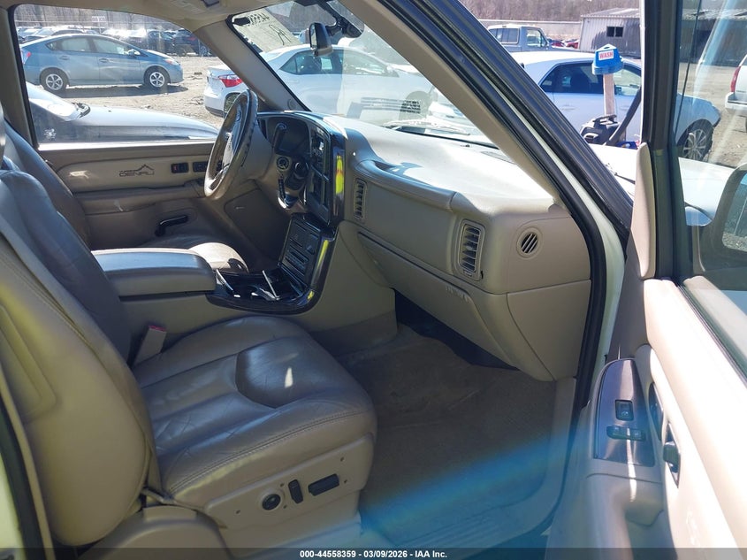 2004 GMC Yukon Denali