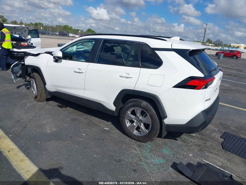 2025 Toyota Rav4 Xle