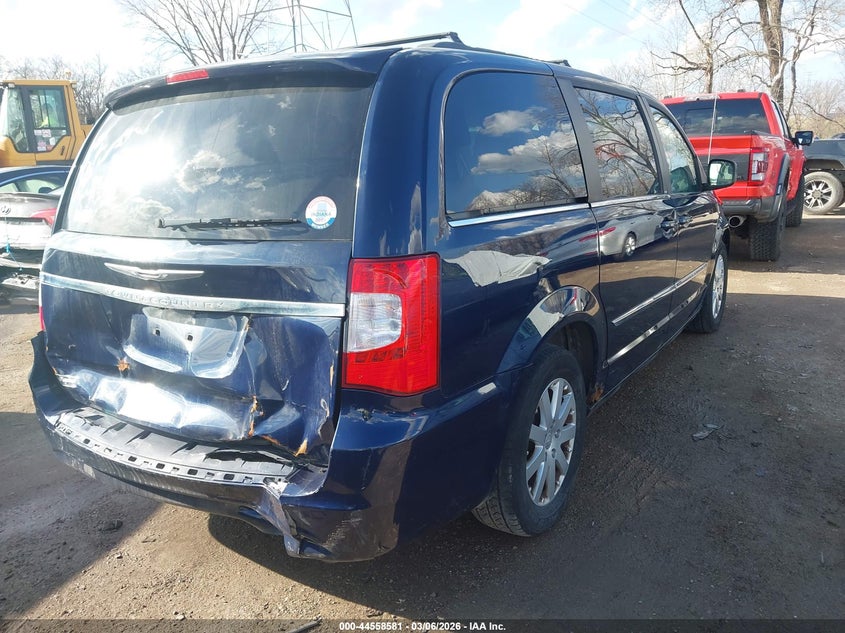 2013 Chrysler Town & Country Touring