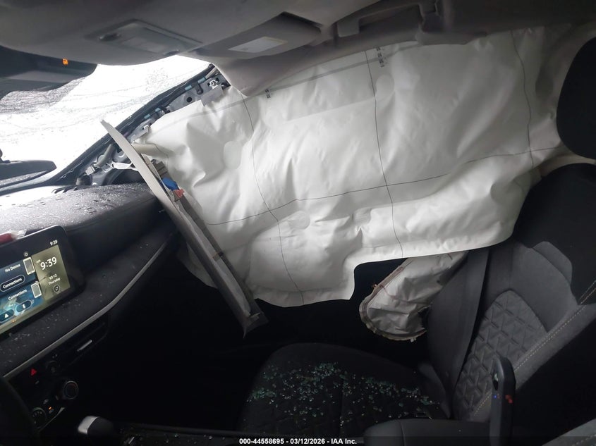 2025 Nissan Kicks Sv Fwd