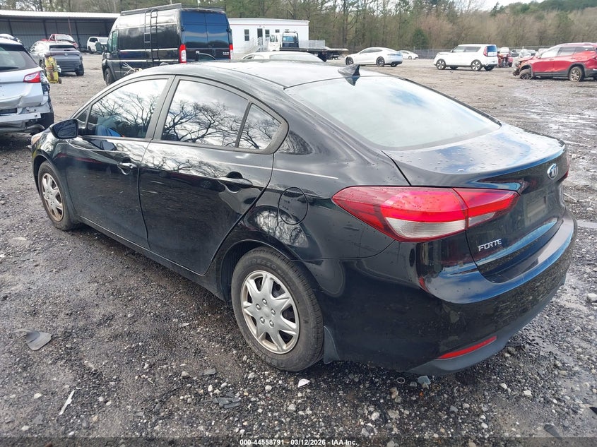 Vin: 3kpfk4a7xje238504, lot: 45055669, kia forte lx 20183