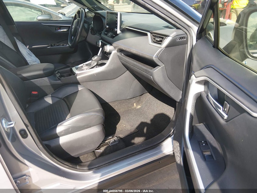 2020 Toyota Rav4 Hybrid Xse