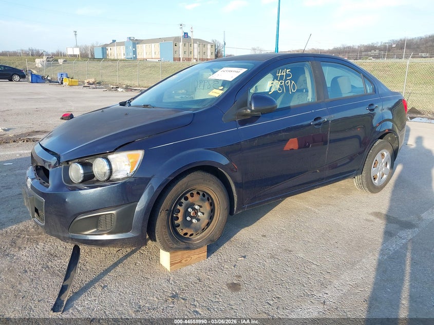 2015 Chevrolet Sonic Ls Auto