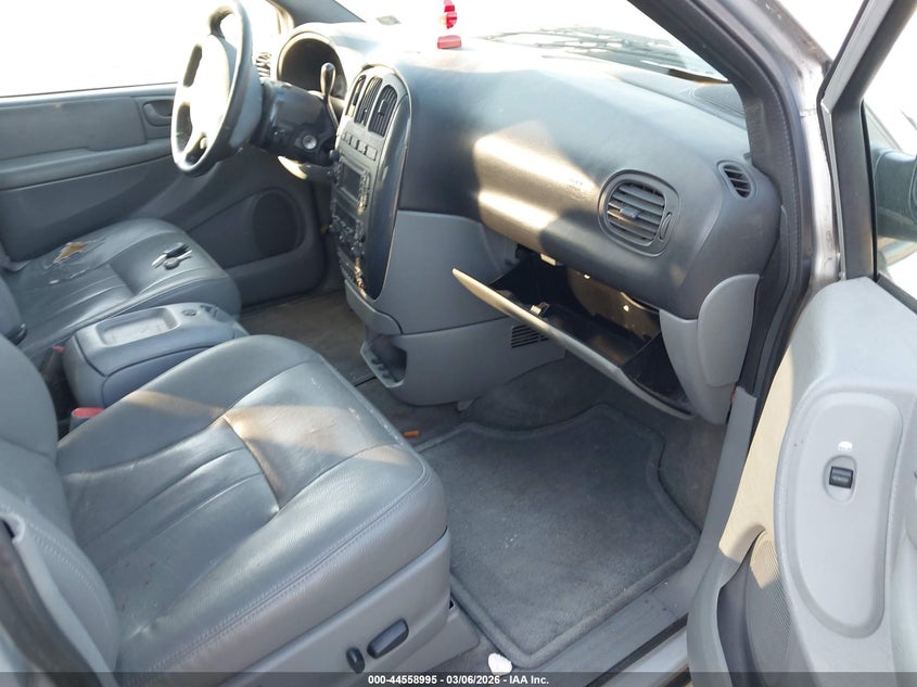 2005 Dodge Grand Caravan Sxt