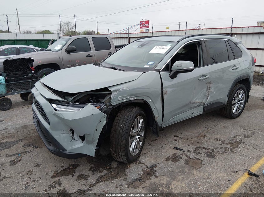 2023 Toyota Rav4 Xle Premium