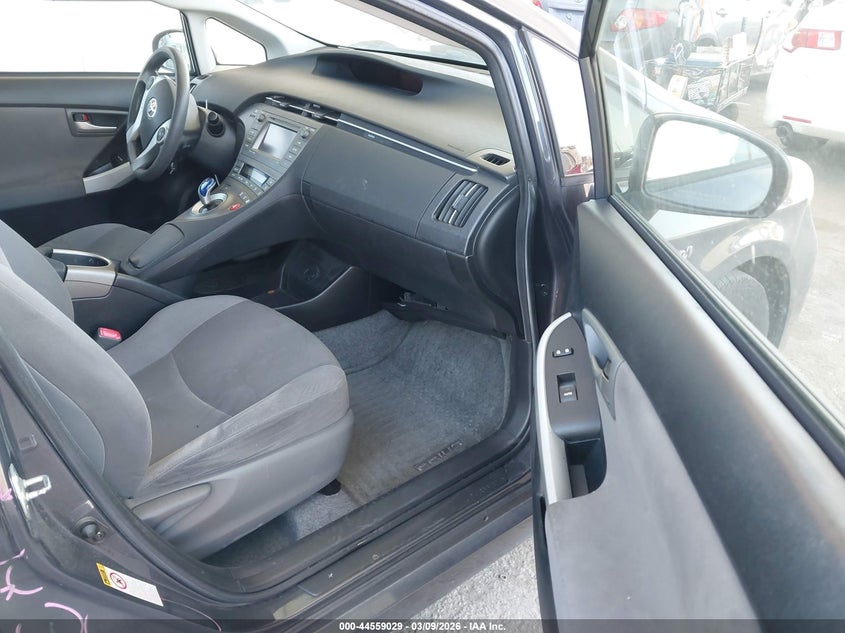 2013 Toyota Prius Three