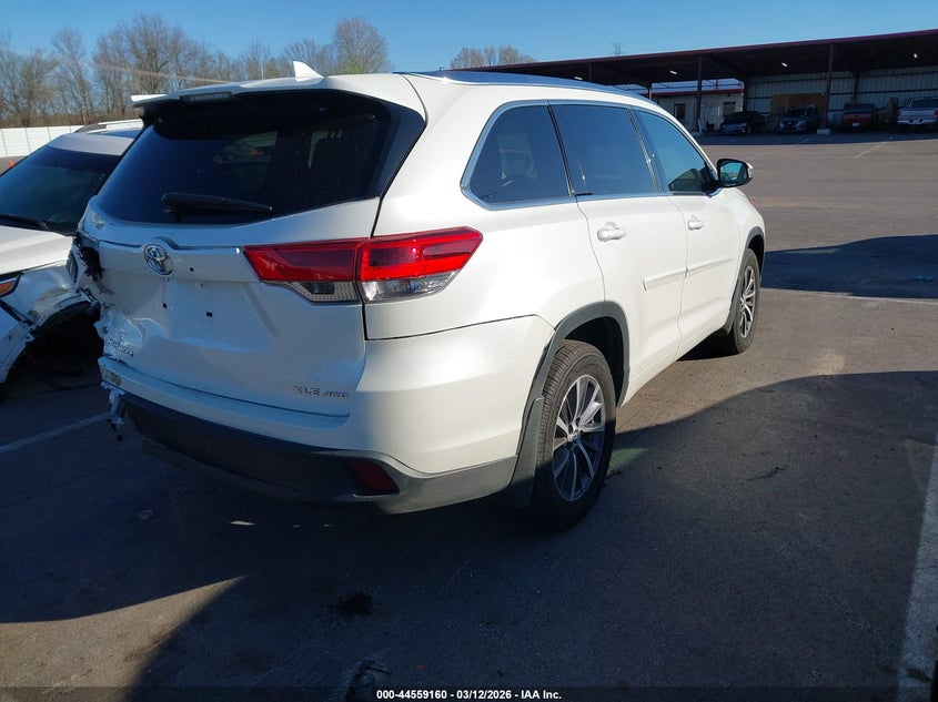 2017 Toyota Highlander Xle
