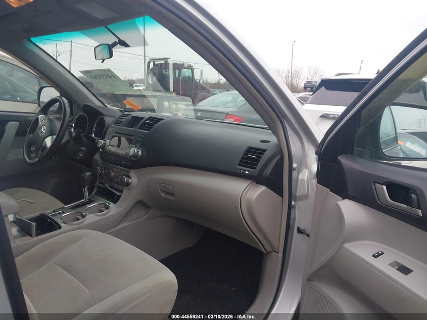 2012 Toyota Highlander Base V6