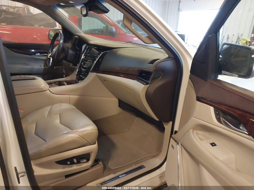 2015 Cadillac Escalade Luxury