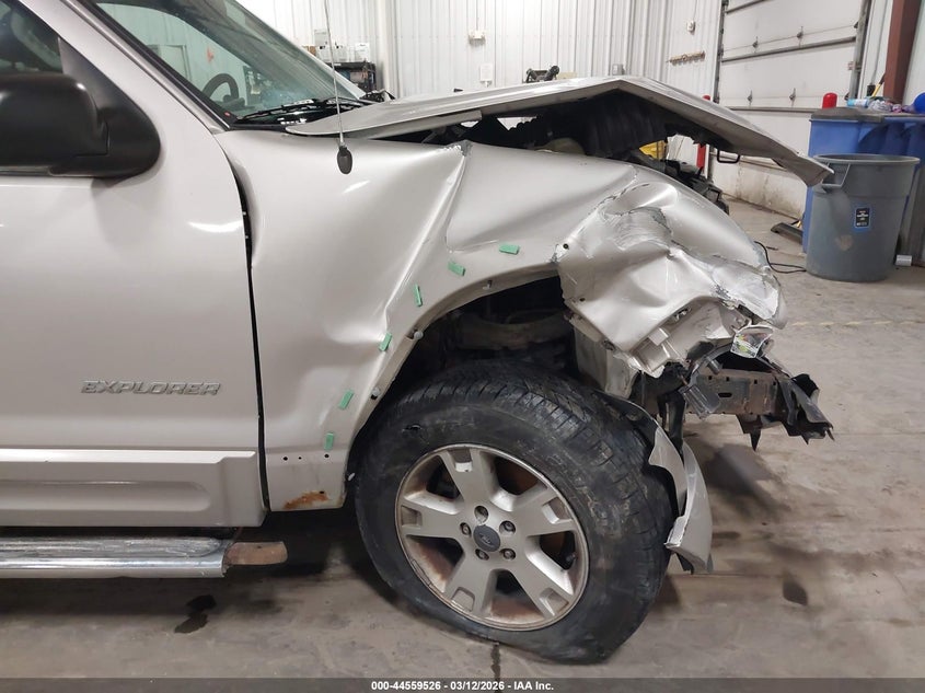 2004 Ford Explorer Limited VIN: 1FMDU75WX4UA85788 Lot: 44559526