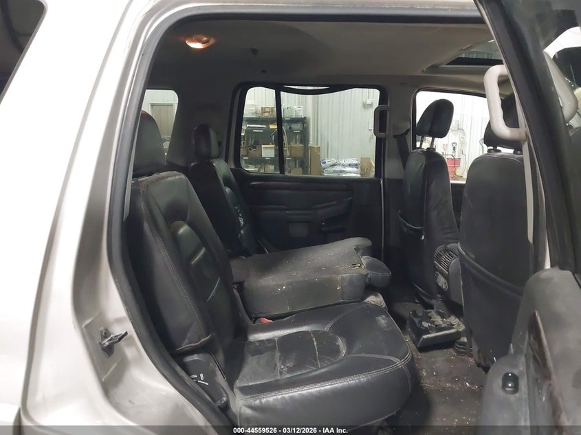 2004 Ford Explorer Limited VIN: 1FMDU75WX4UA85788 Lot: 44559526