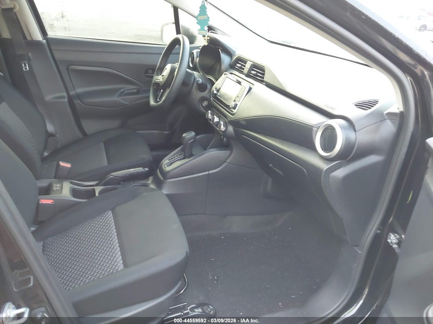 2024 Nissan Versa 1.6 S