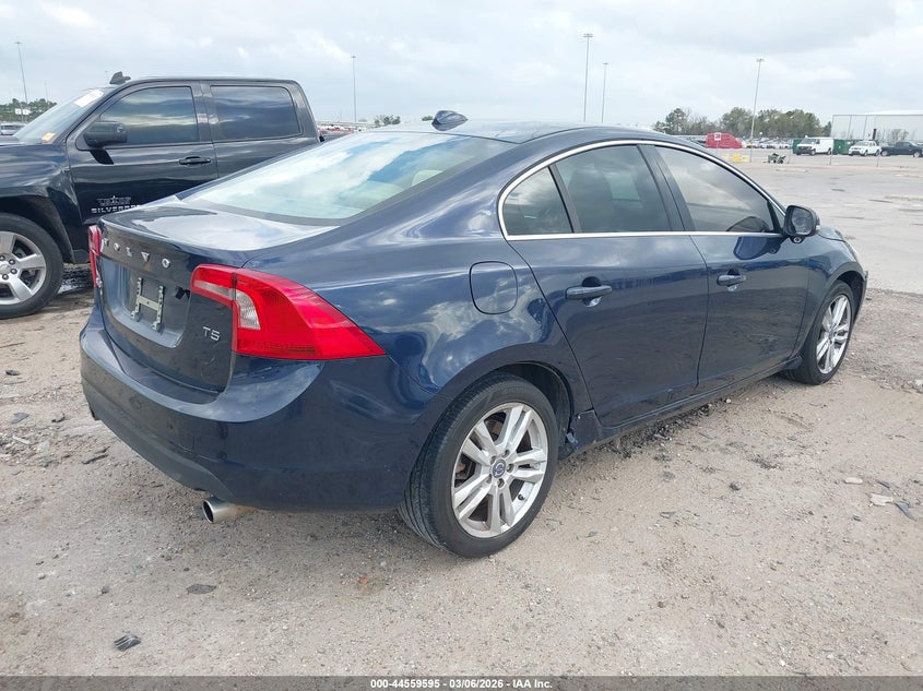 2013 Volvo S60 T5/T5 Platinum/T5 Premier/T5 Premier Plus