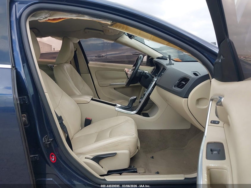 2013 Volvo S60 T5/T5 Platinum/T5 Premier/T5 Premier Plus