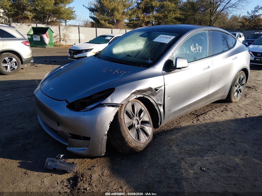 Vin: 7saygdee5sa364929, lot: 45056478, tesla model y long range dual motor all-wheel drive 20252