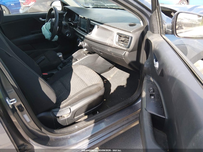 2020 KIA RIO auction photo 5