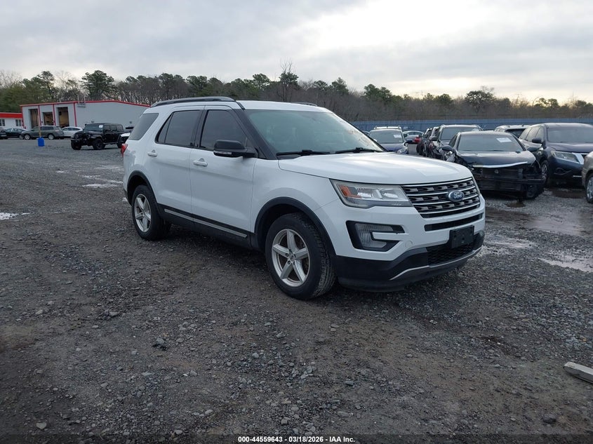 Vin: 1fm5k8d87hgd79852, lot: 45056521, ford explorer xlt 2017 img_1