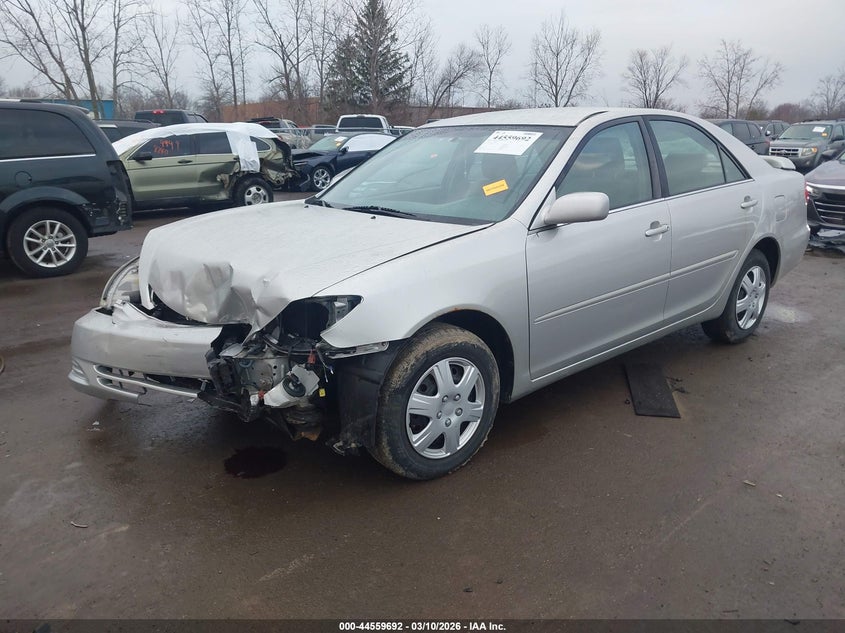 2004 Toyota Camry Le