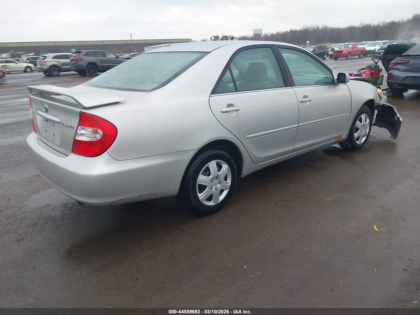 2004 Toyota Camry Le