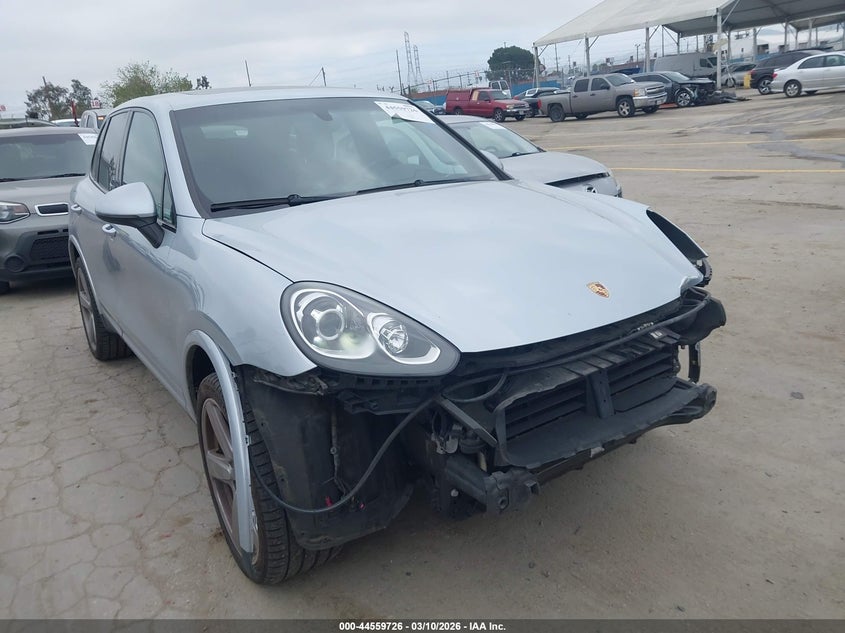 2018 Porsche Cayenne Platinum Edition